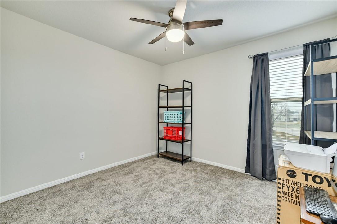 400 Lewisville Ln Property Photo 20