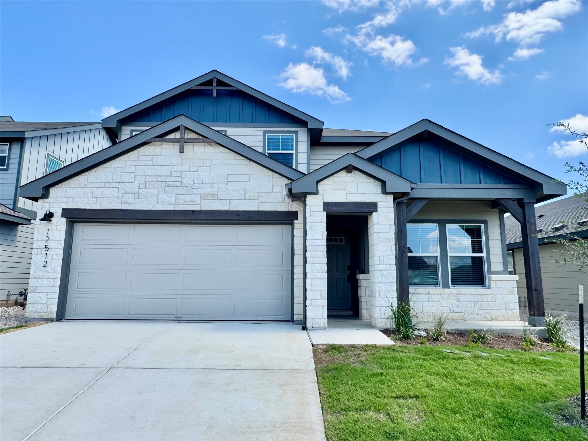 12512 Saint Thomas Dr Property Photo 1