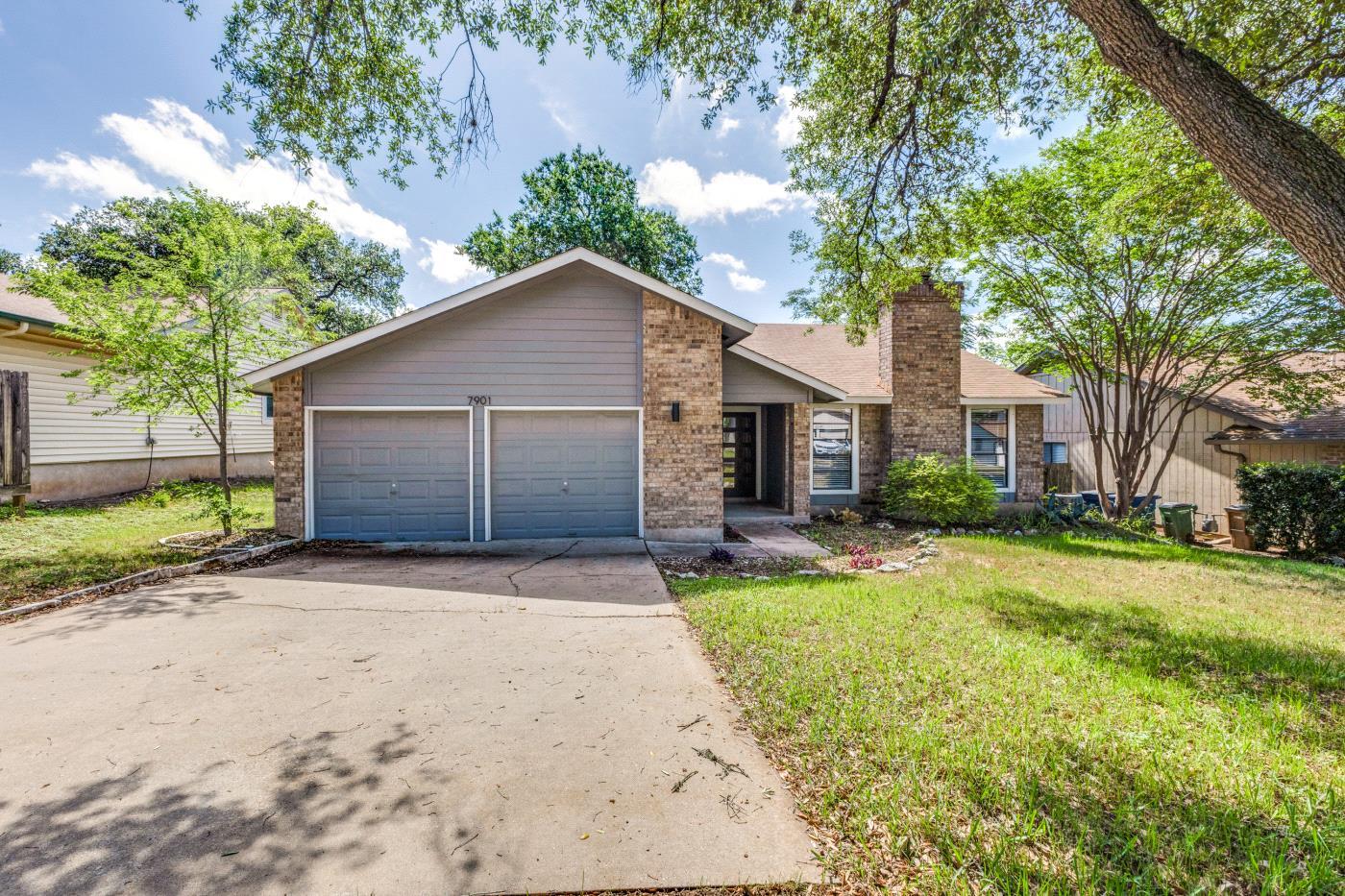 7901 Keswick Dr Property Photo