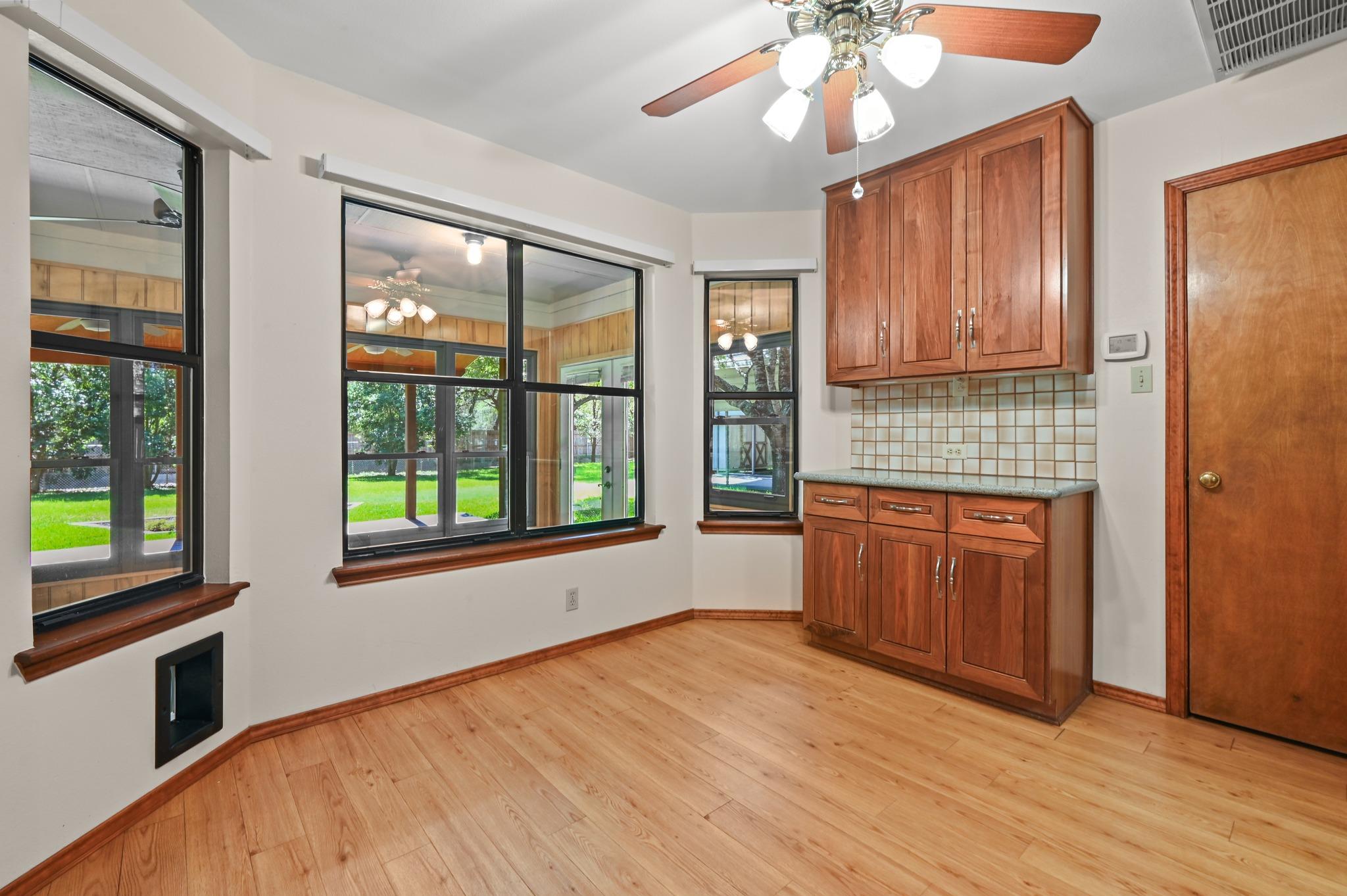 810 Pine Siskin Dr Property Photo 12