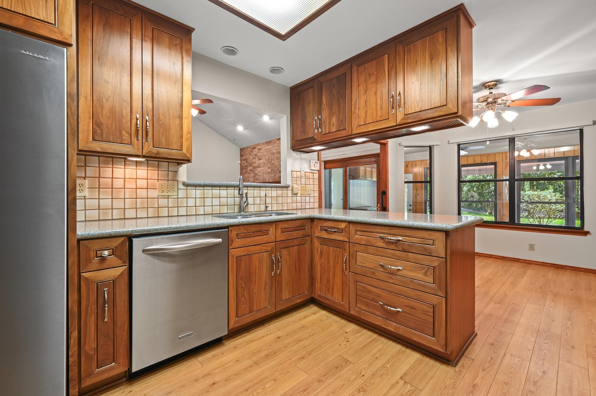 810 Pine Siskin Dr Property Photo 15