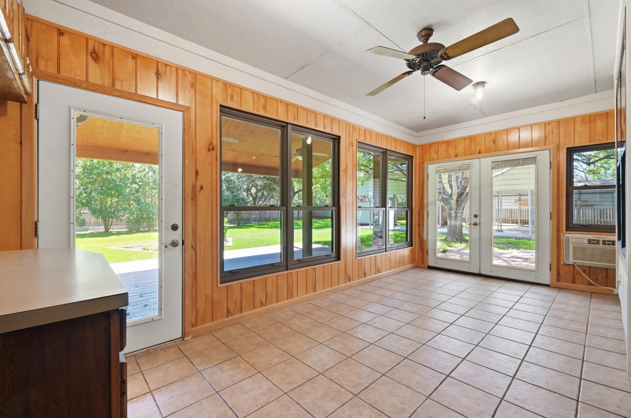 810 Pine Siskin Dr Property Photo 31