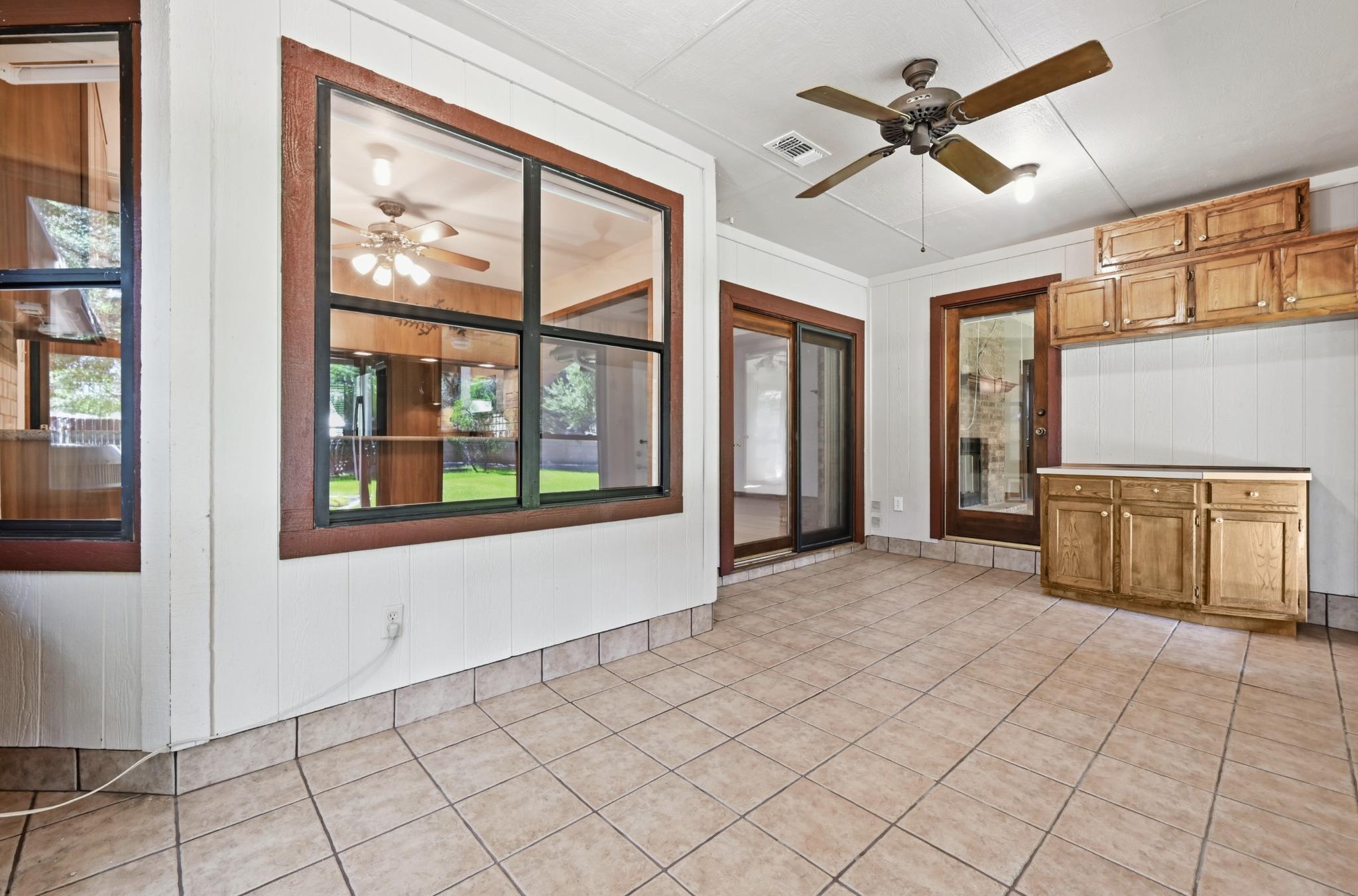 810 Pine Siskin Dr Property Photo 32