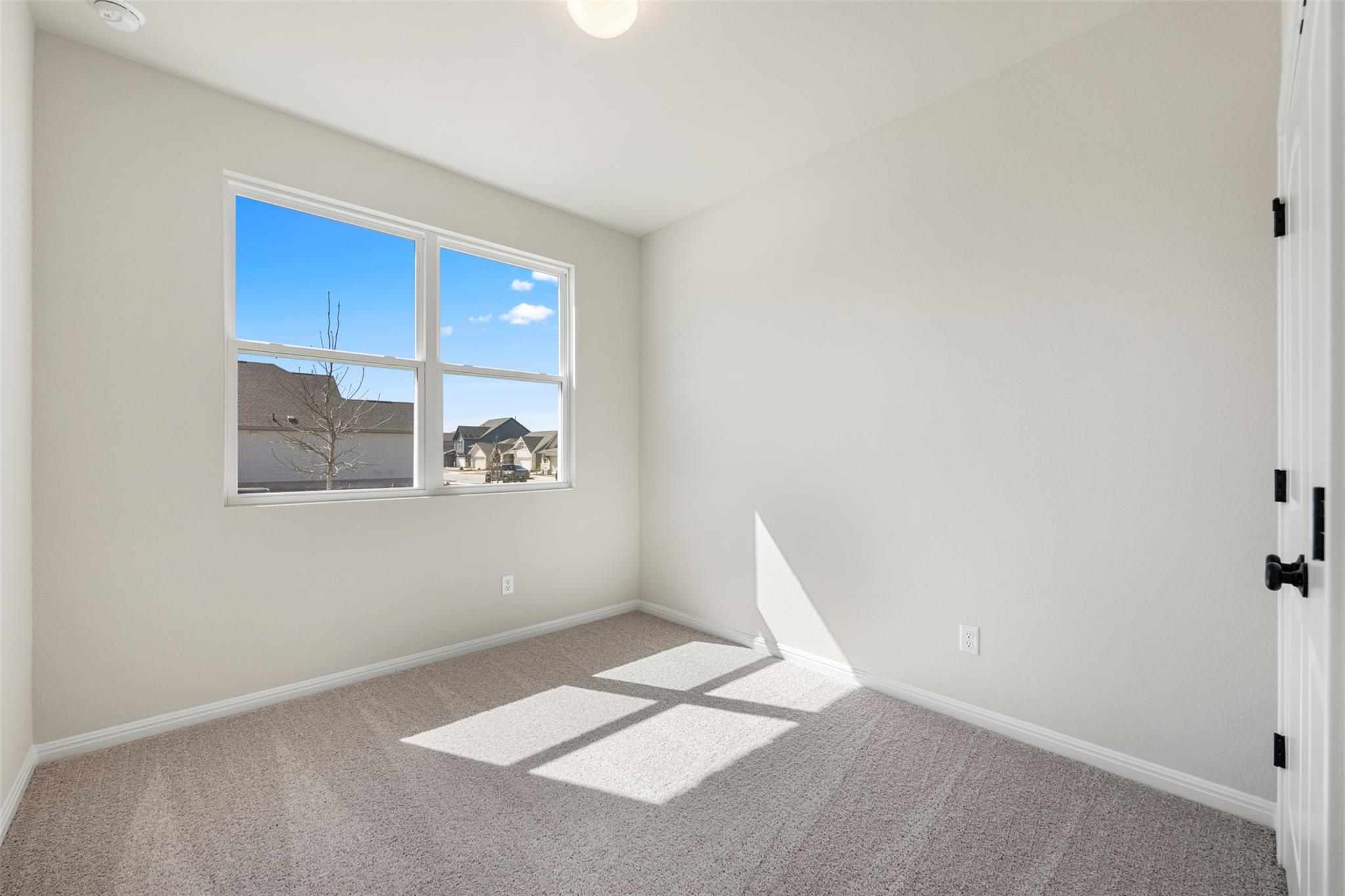 211 Wrangell Way Property Photo 8