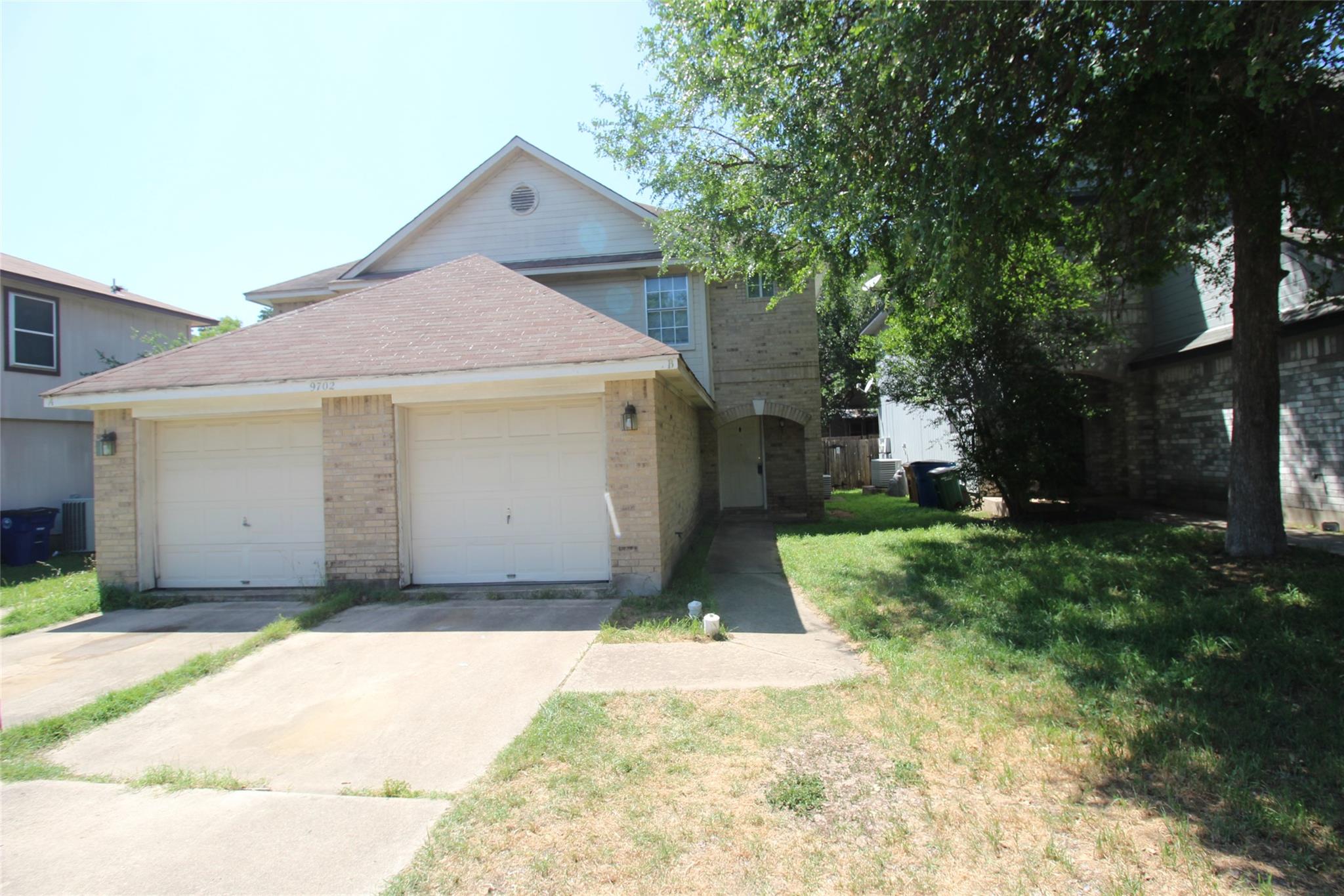 9702 Nightjar Dr B Property Photo