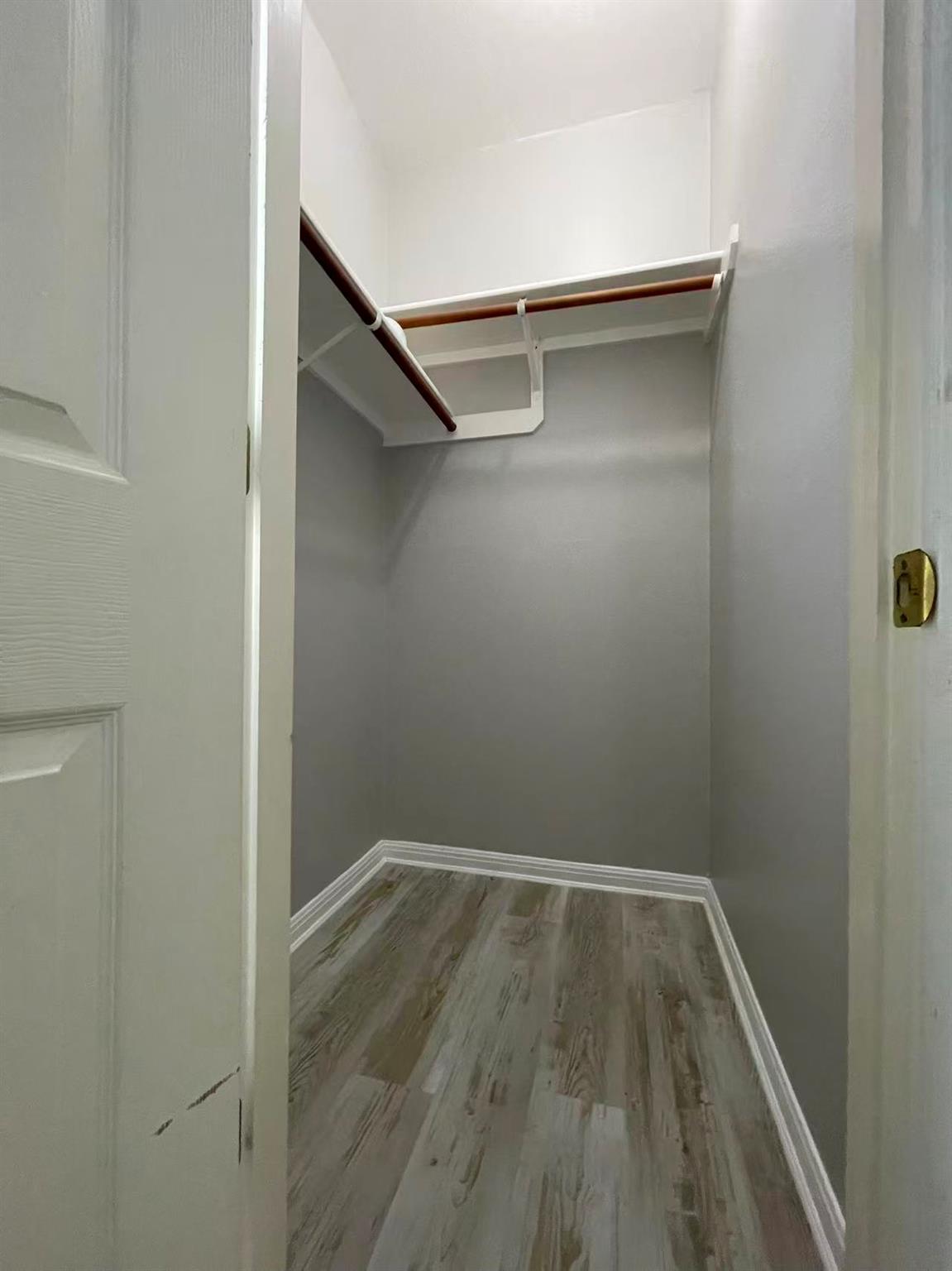 11603 Marshall St Property Photo 9