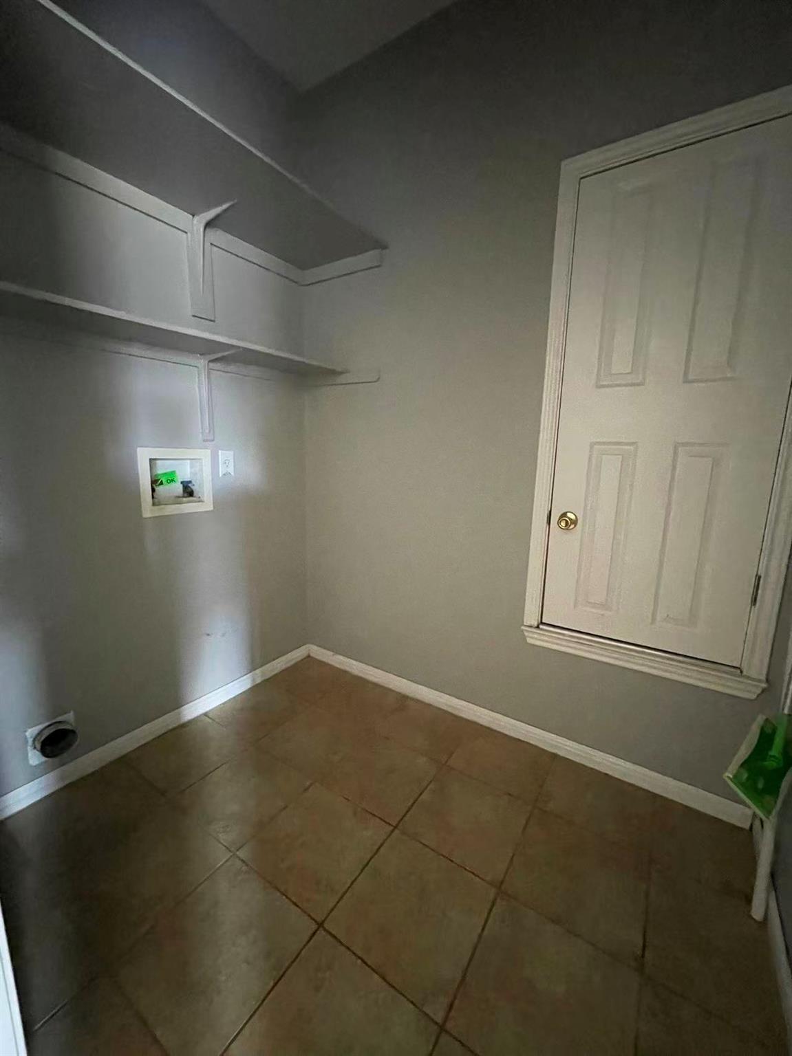 11603 Marshall St Property Photo 13