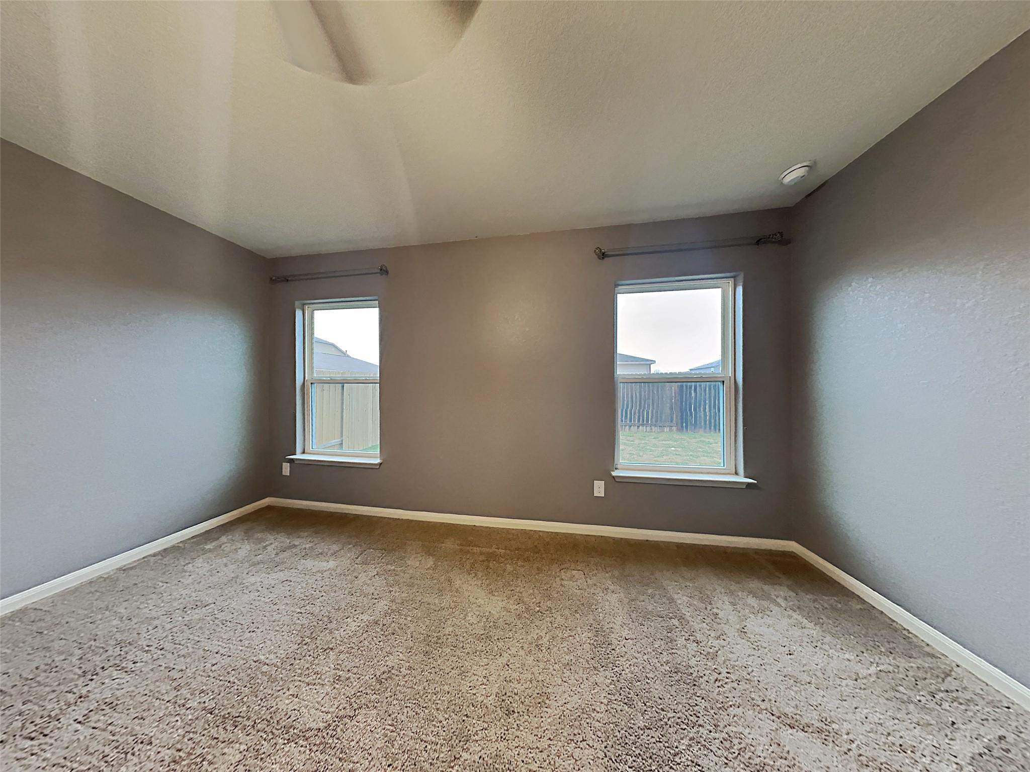 1404 Breanna Ln Property Photo 6