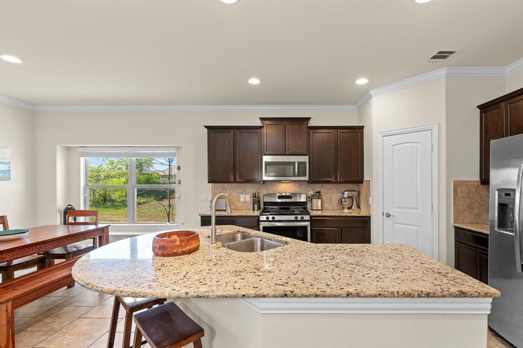 10429 Crescendo Ln Property Photo 4