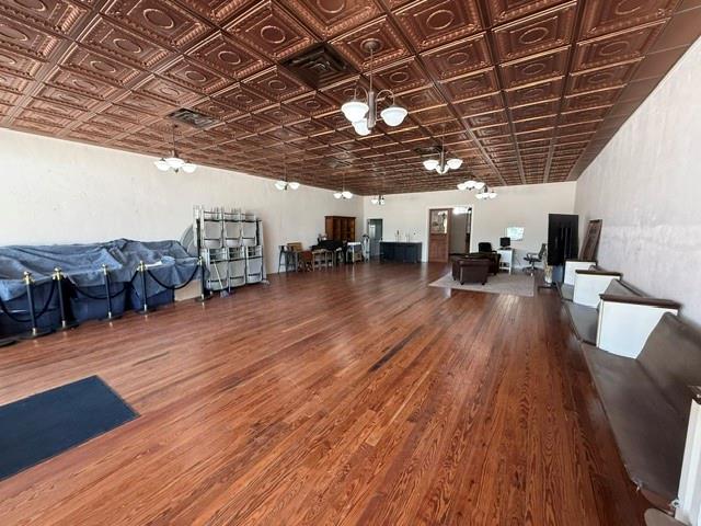 124 W Vaughan St Property Photo 4