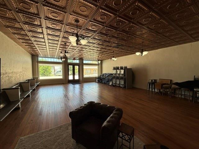 124 W Vaughan St Property Photo 5