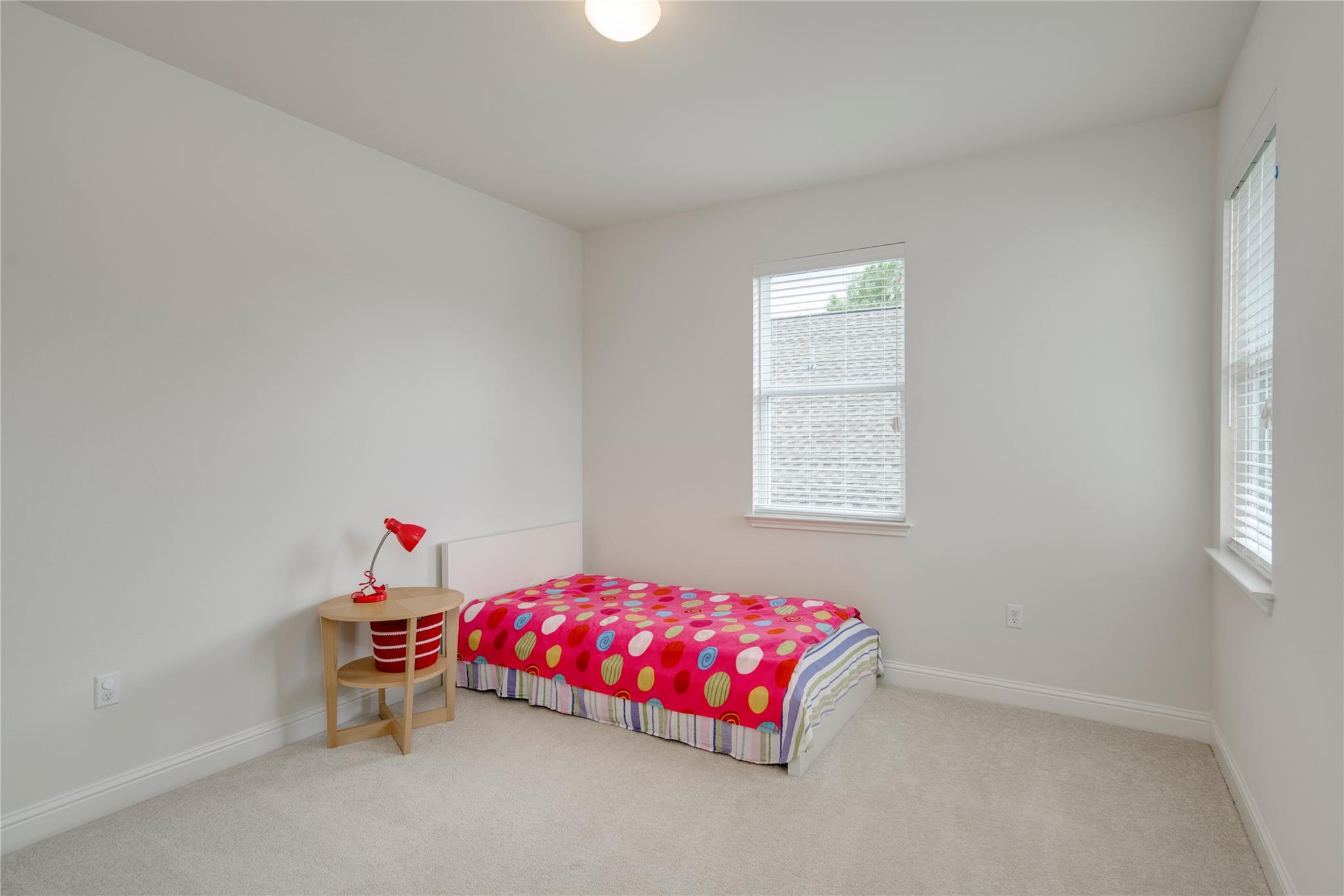 7107 Calpe Dr Property Photo 18