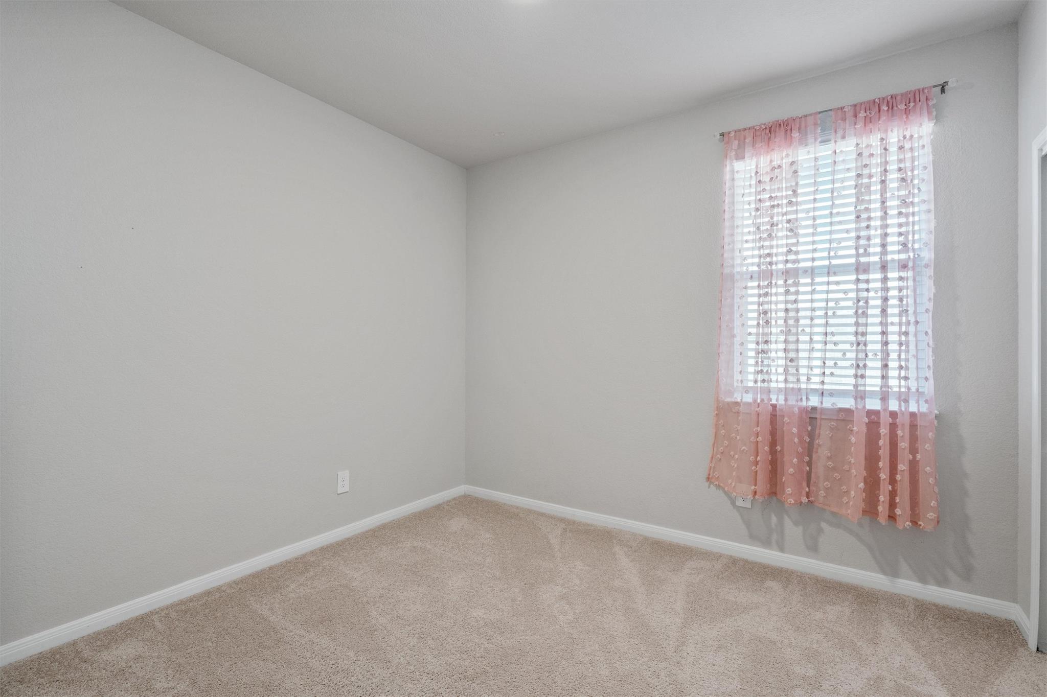 162 Solitude Dr Property Photo 29