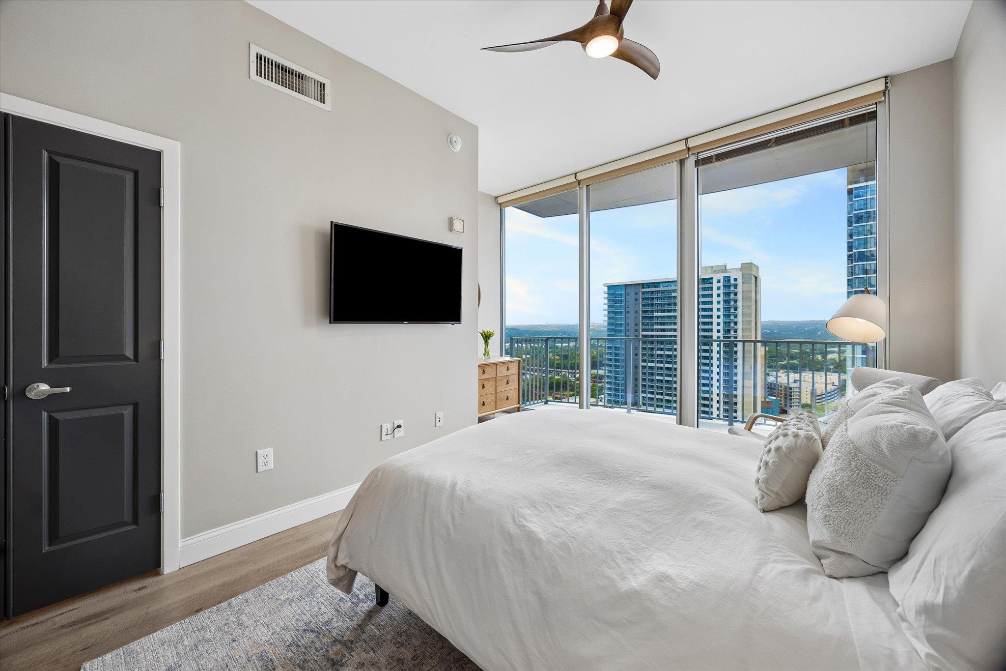 360 Nueces St #2302 Property Photo 13