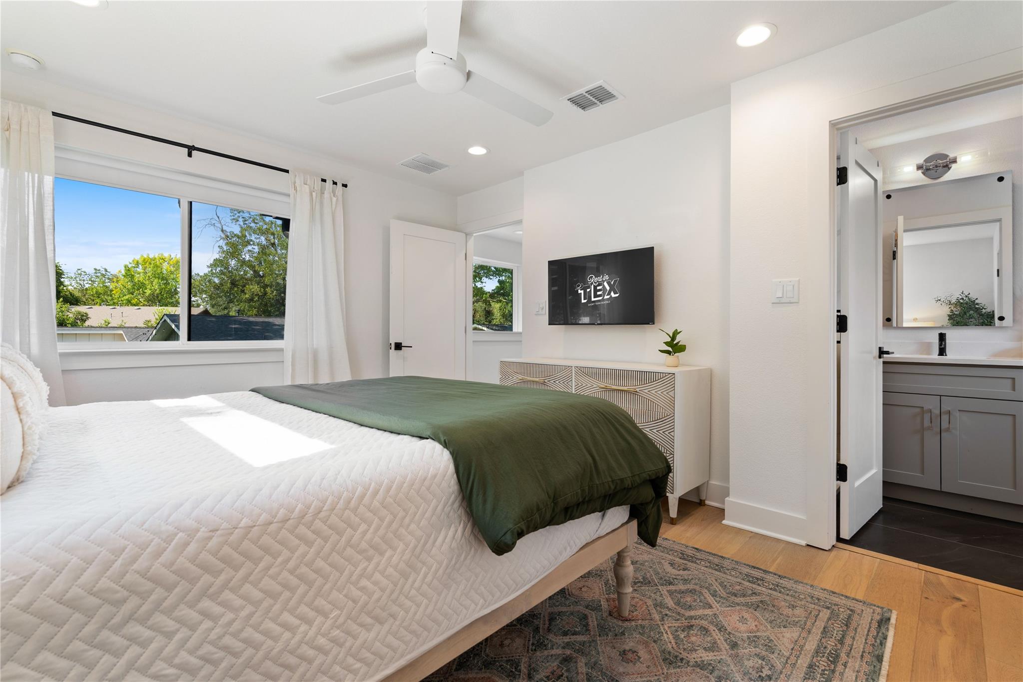5907 Nancy Dr #2 Property Photo 8