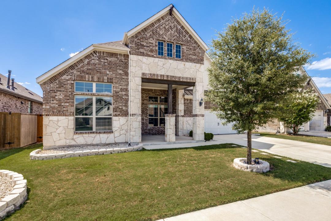 727 Spinnaker Loop #a Property Photo 1