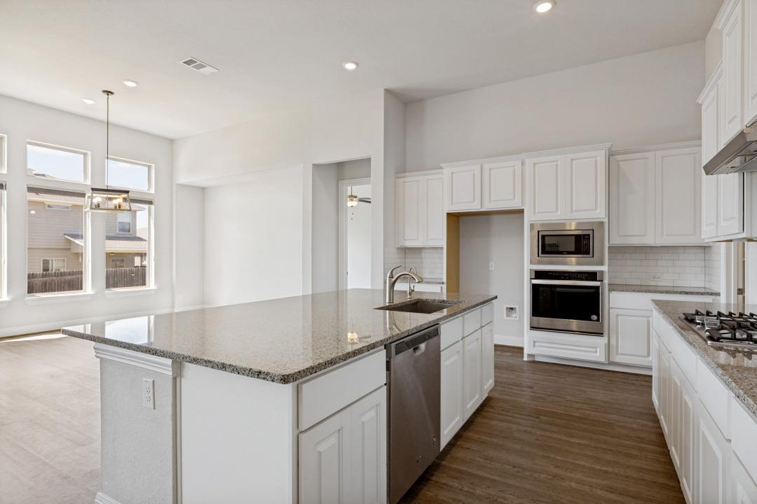 727 Spinnaker Loop #a Property Photo 10