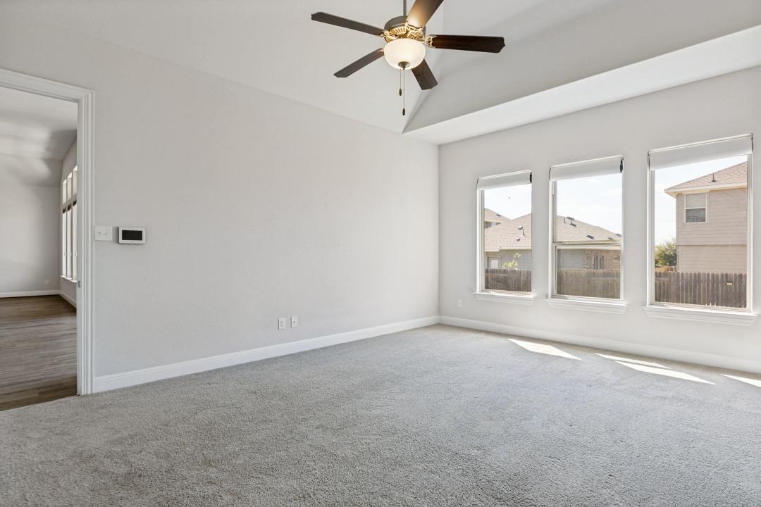 727 Spinnaker Loop #a Property Photo 13