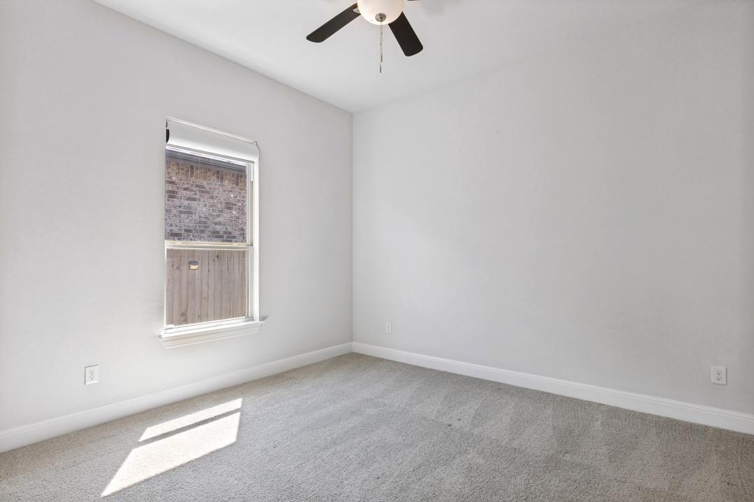 727 Spinnaker Loop #a Property Photo 20