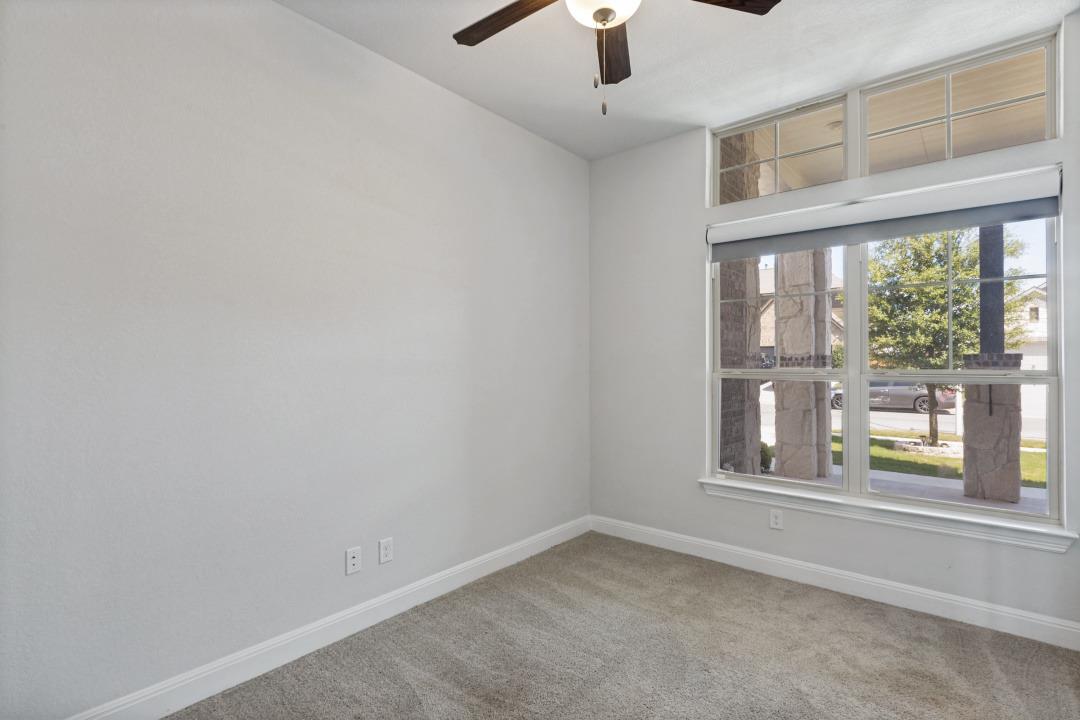 727 Spinnaker Loop #a Property Photo 23