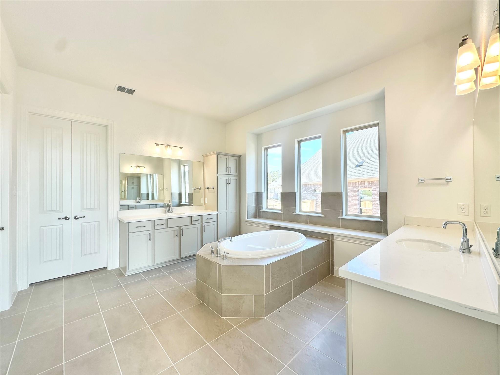 507 Tubman Dr Property Photo 8