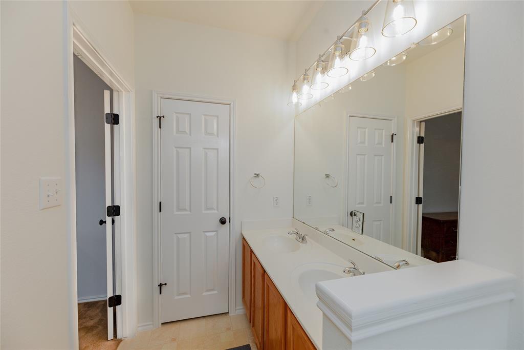 11411 Morgans Pt Property Photo 17