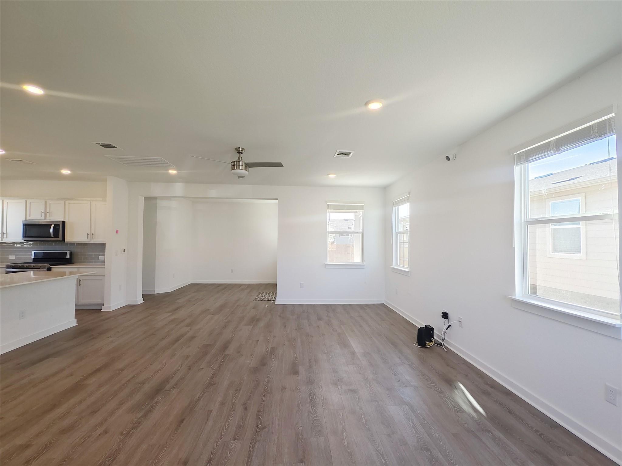 7417 Sagira Path Property Photo 5