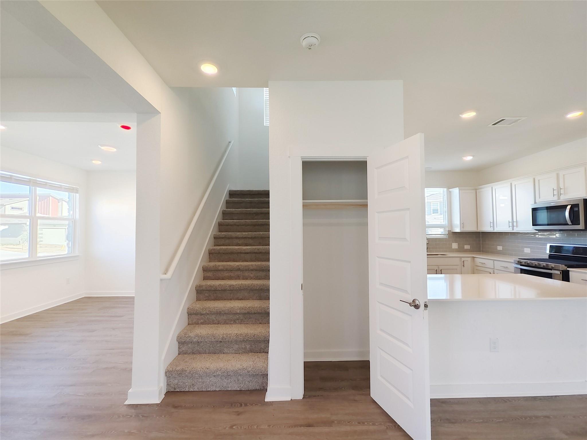 7417 Sagira Path Property Photo 9