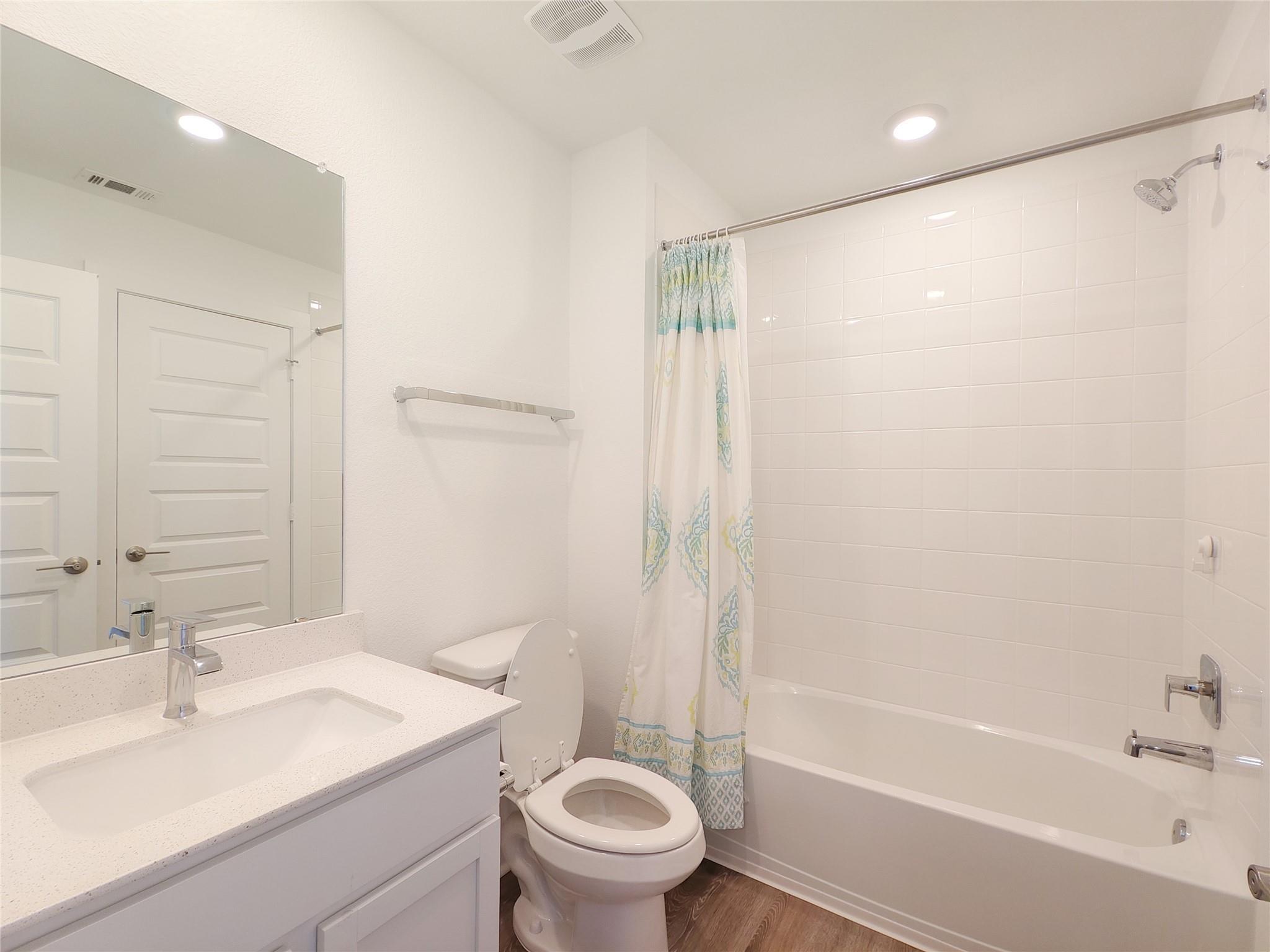 7417 Sagira Path Property Photo 21