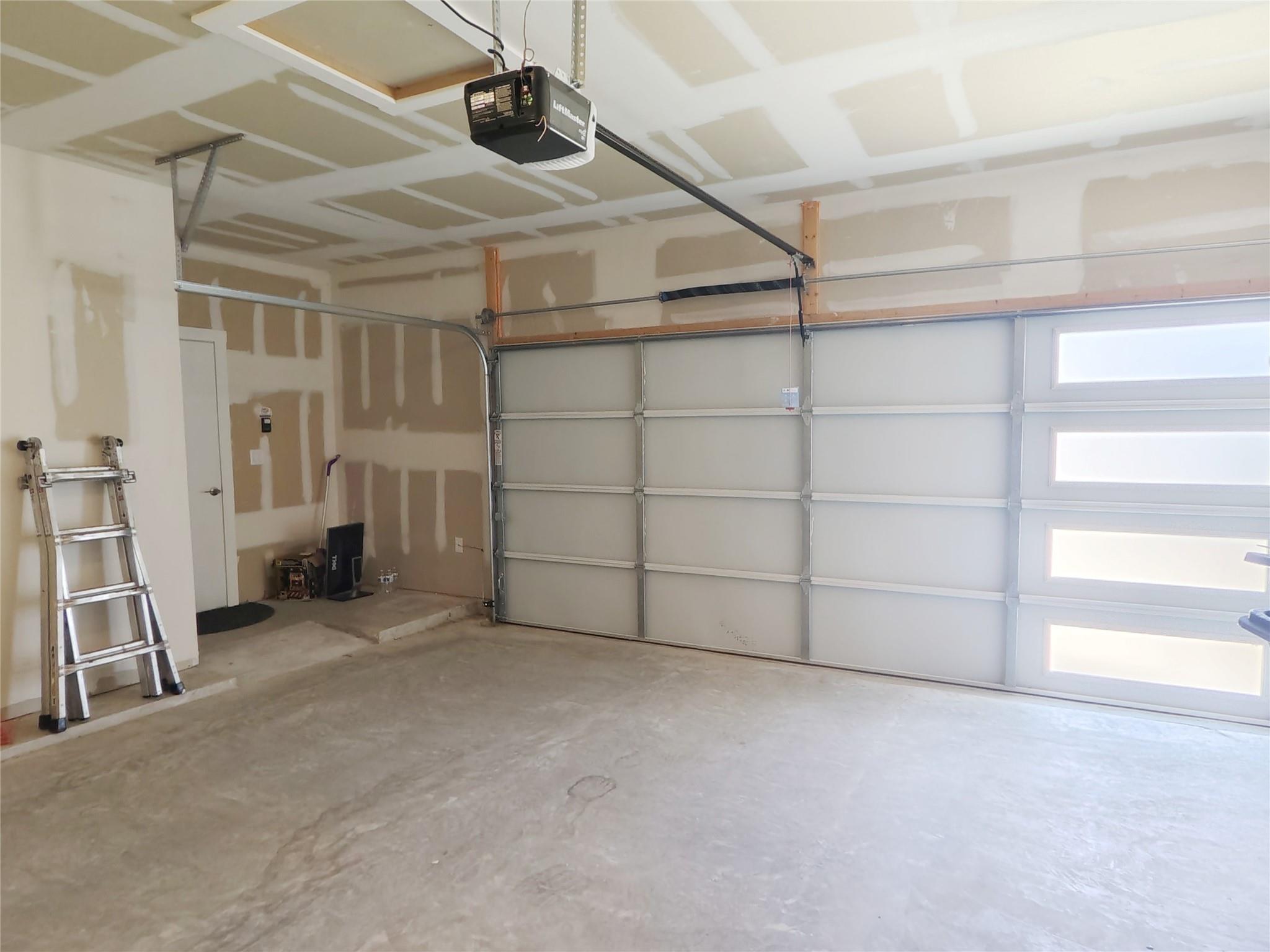 7417 Sagira Path Property Photo 23