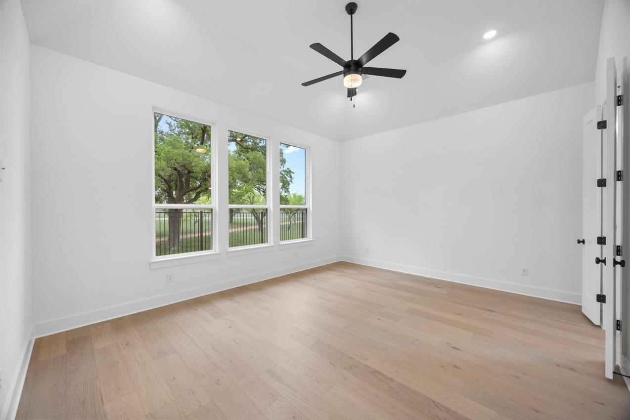 520 Great Lawn Bnd Property Photo 12