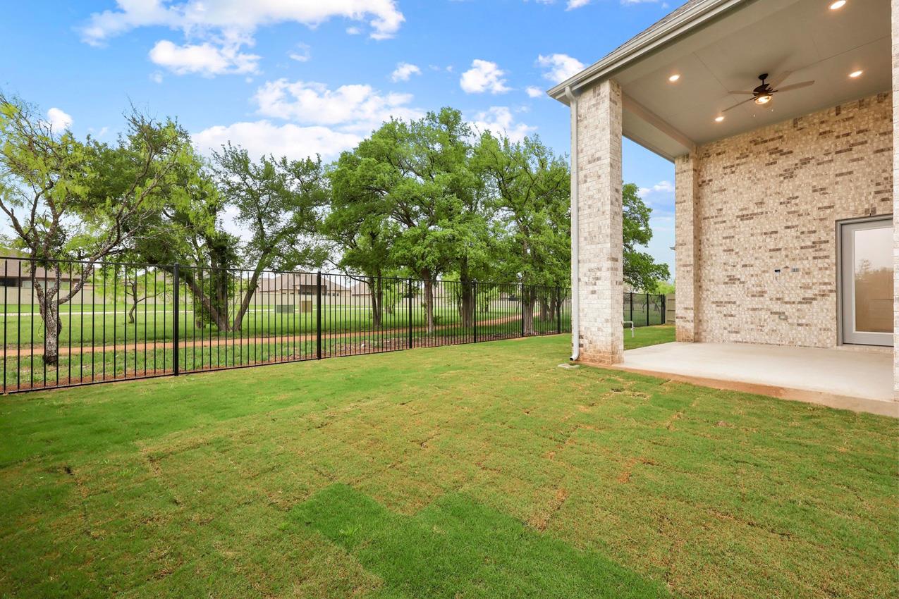 520 Great Lawn Bnd Property Photo 24