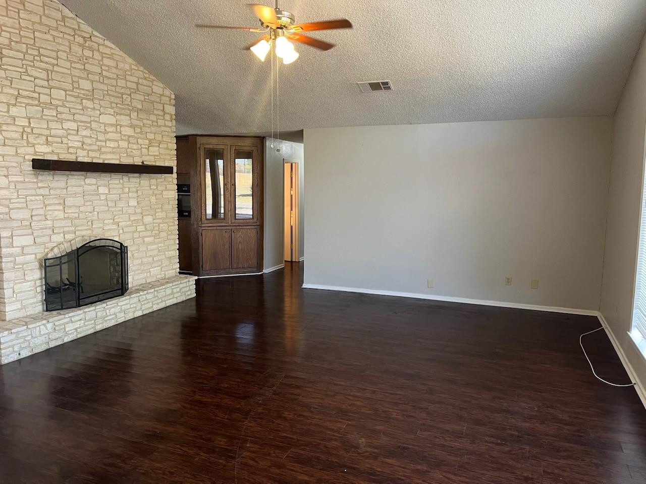 2442 Quail Ridge Dr Property Photo 2