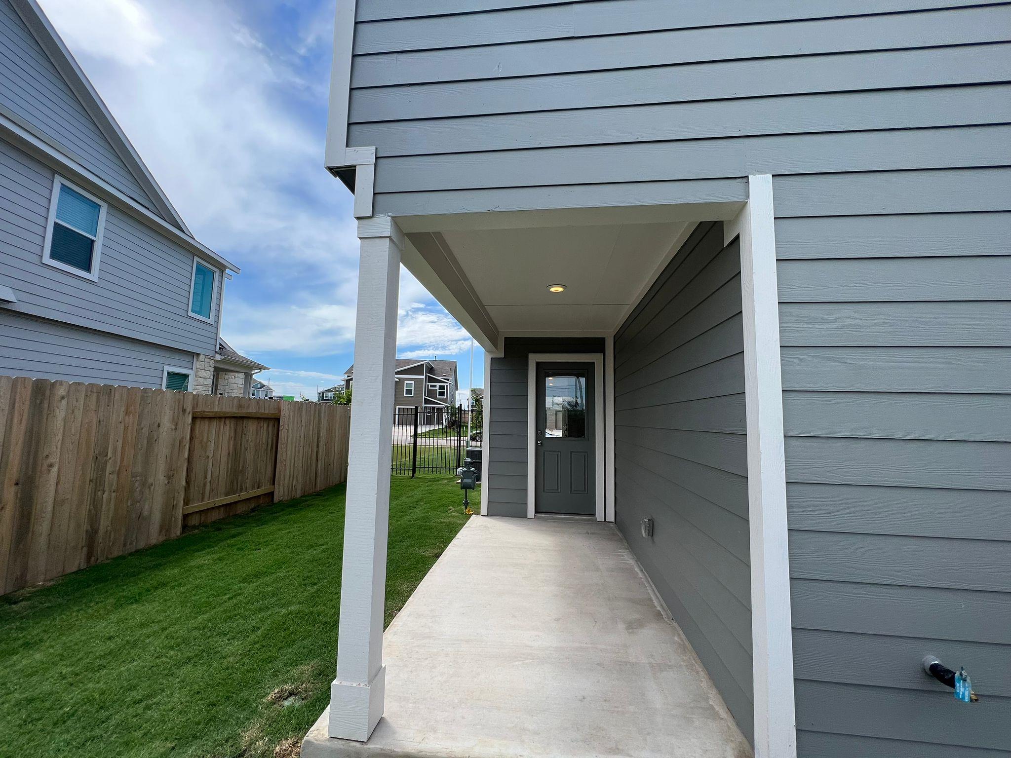 7221 Spotted Leaf Way Property Photo 1