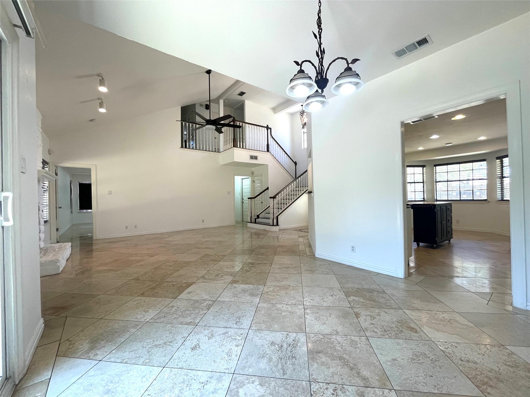 10431 Scotland Well Dr Property Photo 7