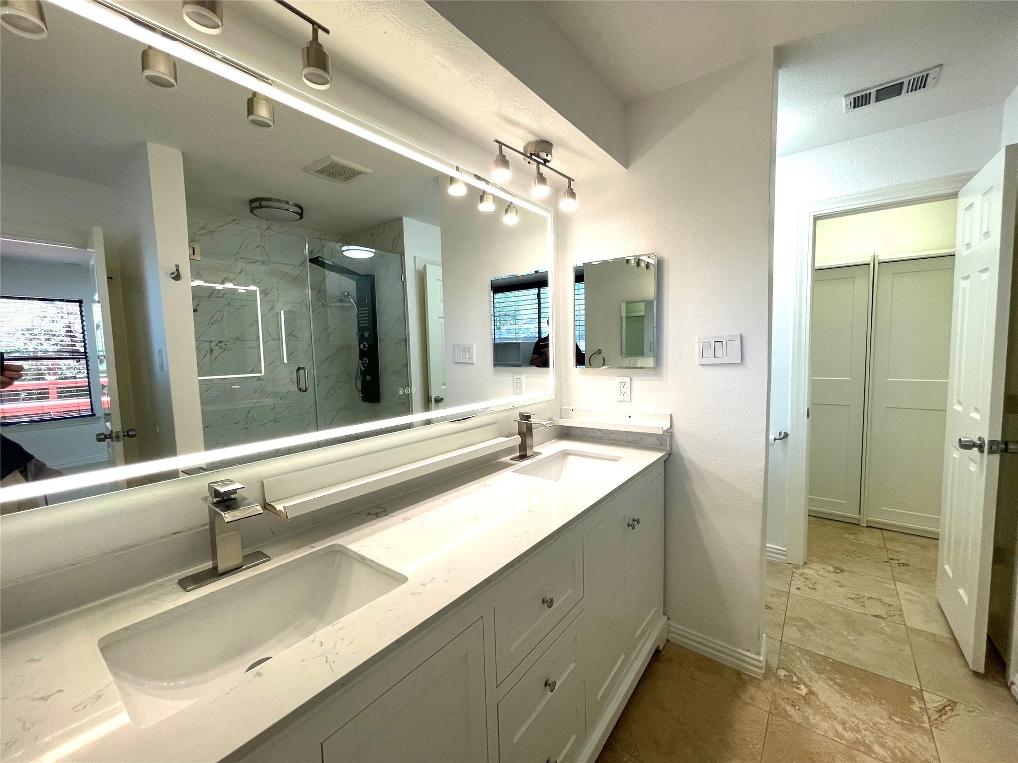 10431 Scotland Well Dr Property Photo 18