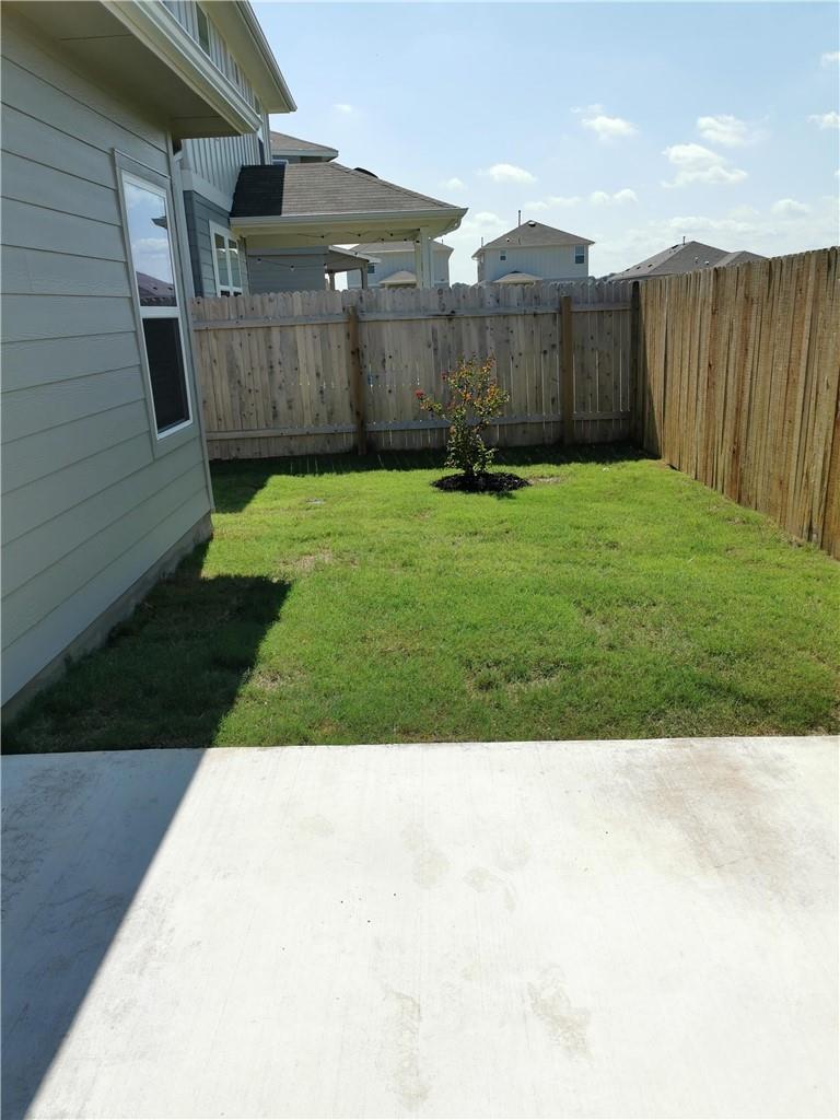 10504 Alemoor Dr Property Photo 15