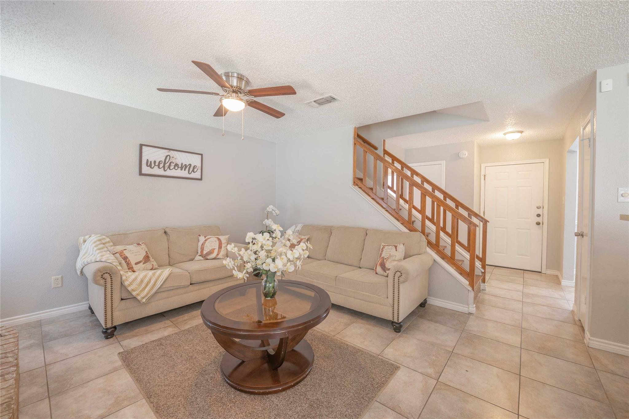 2608 Willow Springs Rd Property Photo 8