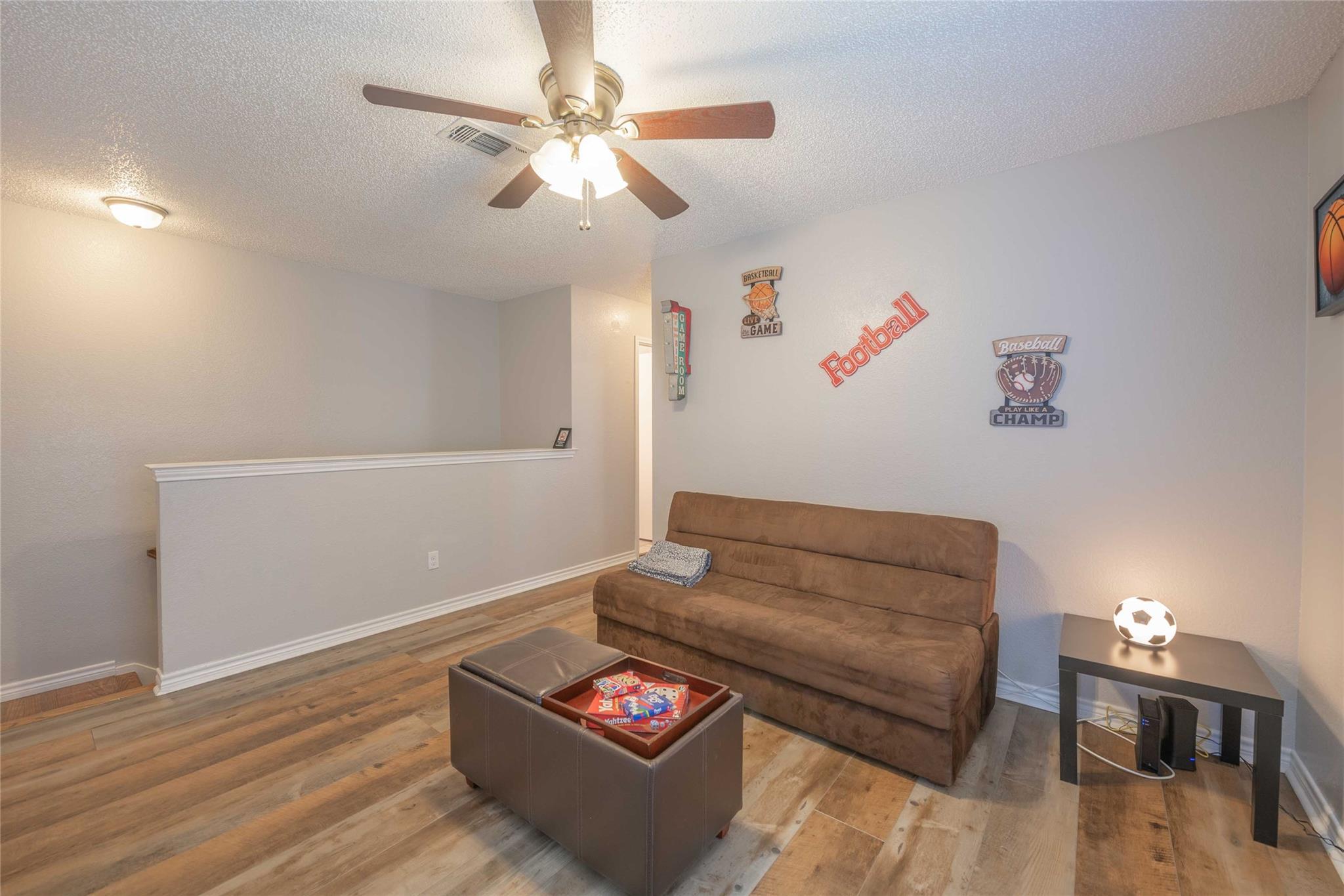 2608 Willow Springs Rd Property Photo 16