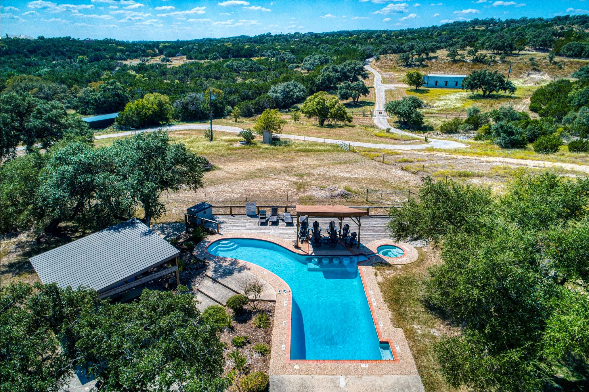 1 Pattys Way Property Photo 16
