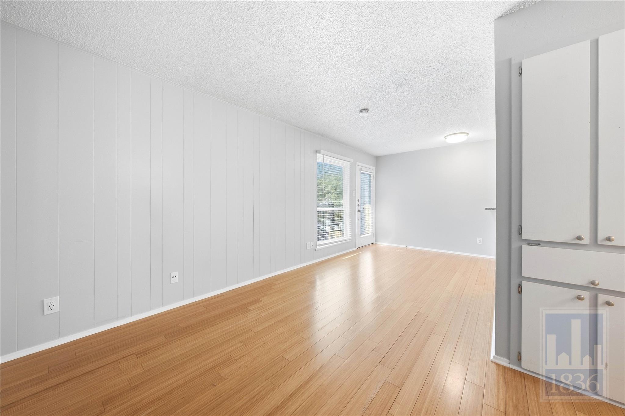 1111 W 10th St #209 Property Photo 11