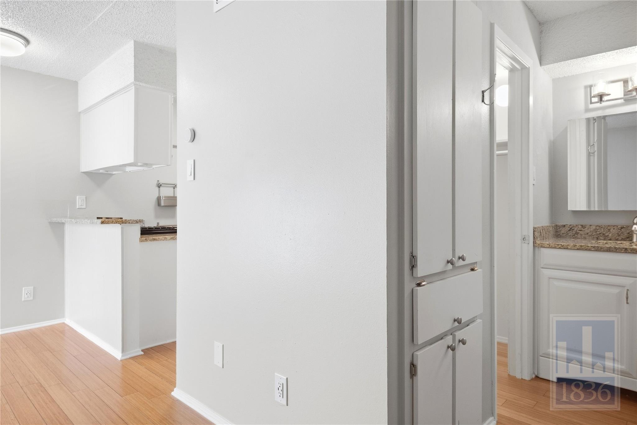 1111 W 10th St #209 Property Photo 13