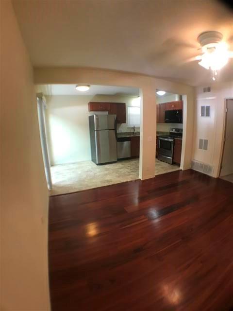 2800 Cole St C105 Property Photo 4