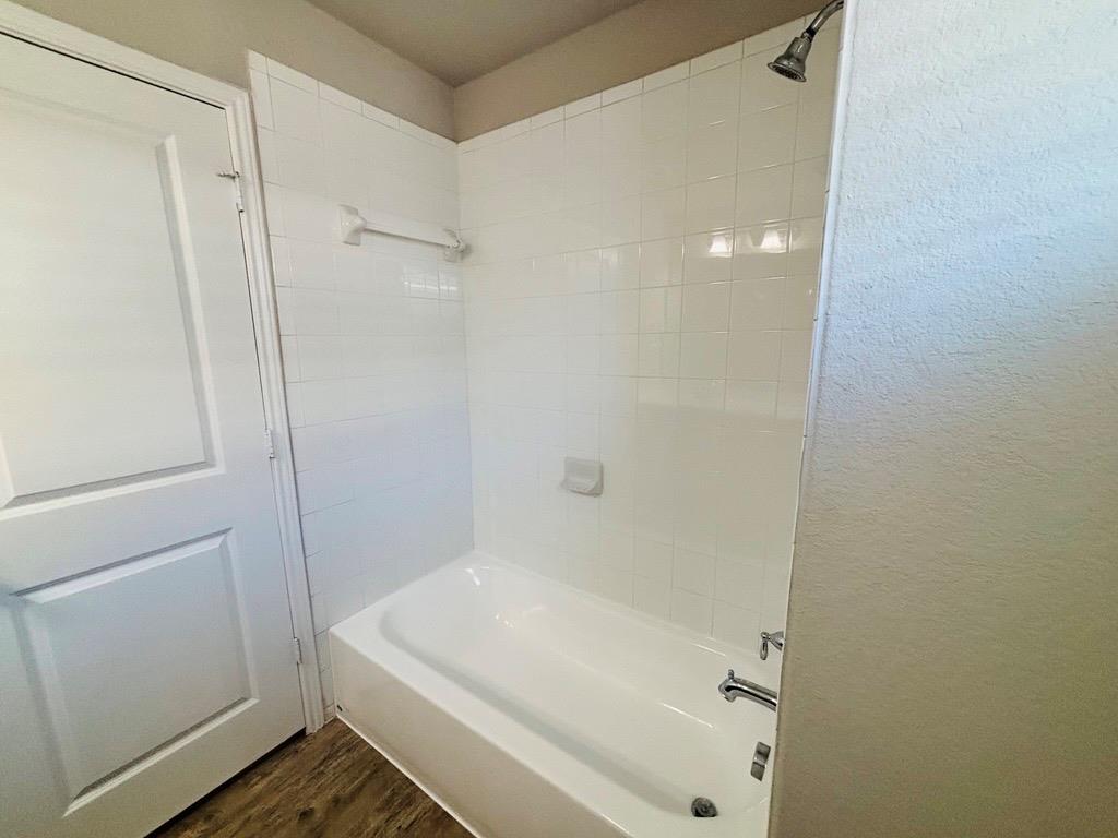 1410 Walden Pond Dr Property Photo 14