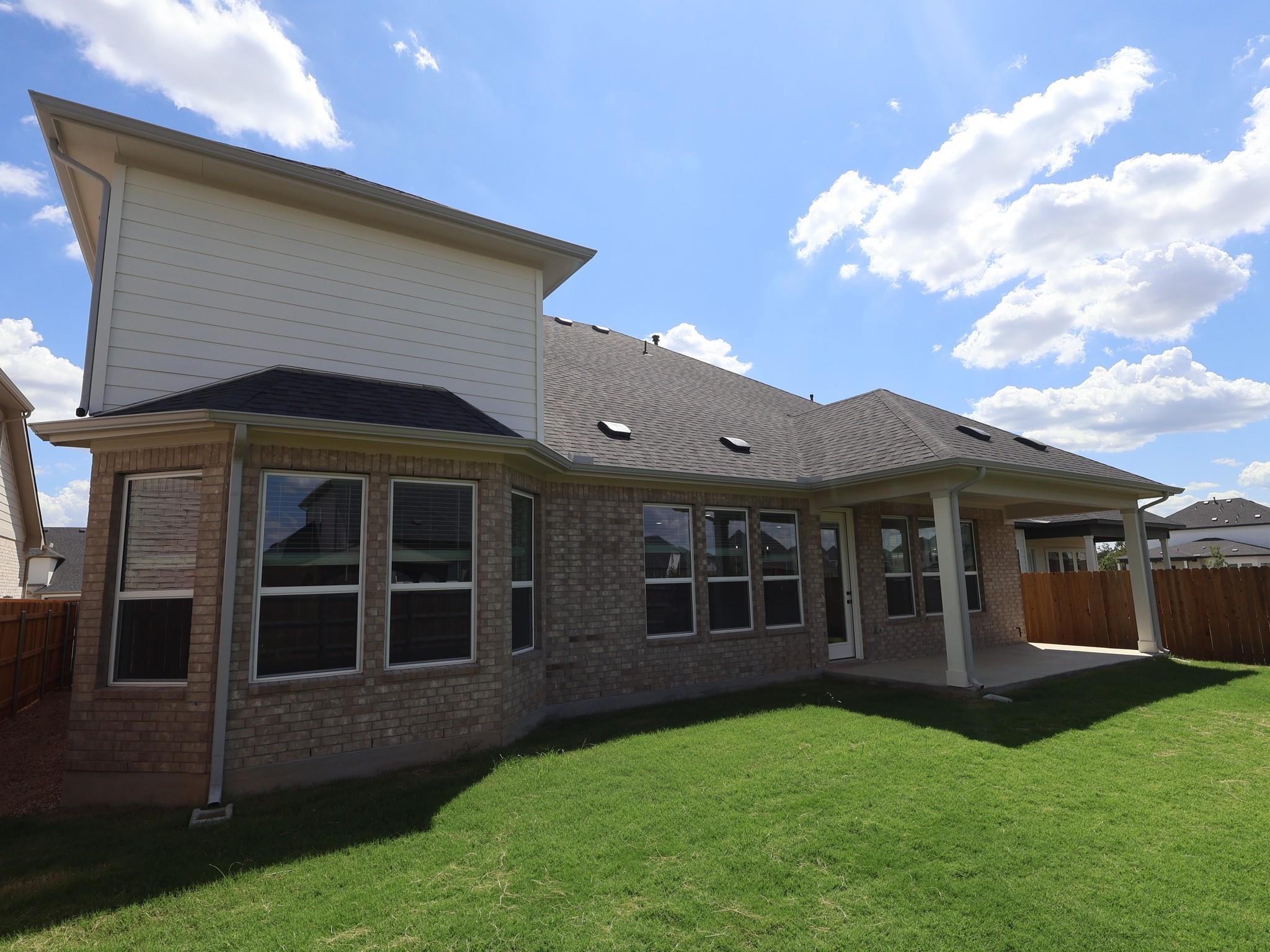 3721 Plentywood Ln Property Photo 6