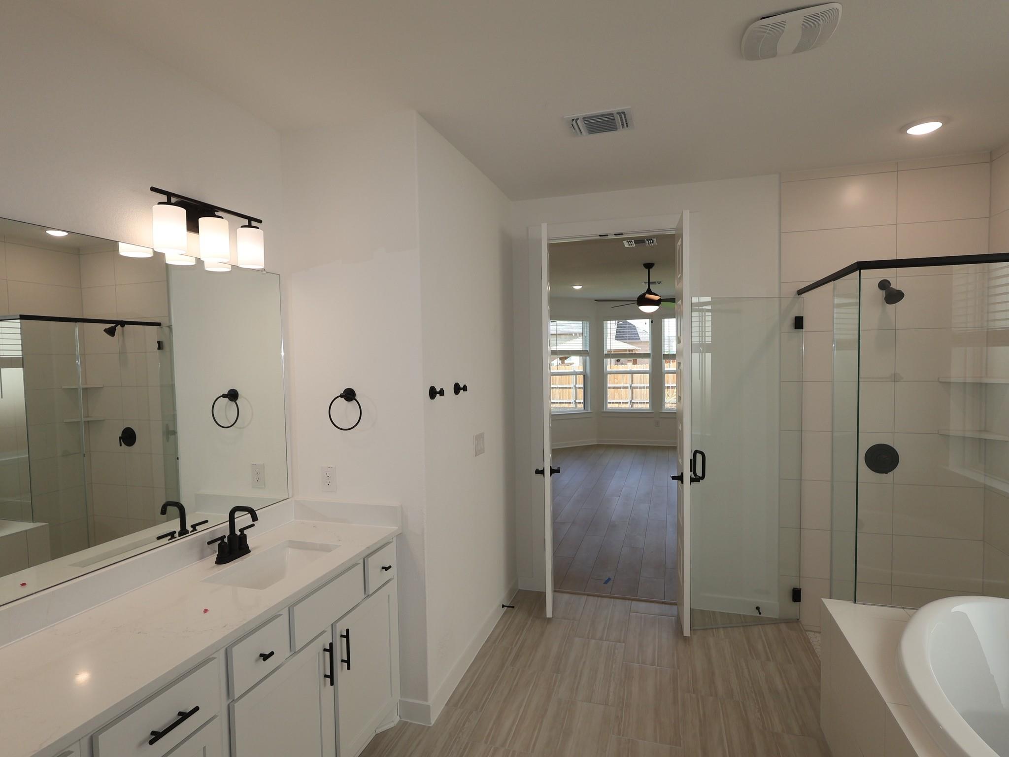 3721 Plentywood Ln Property Photo 15