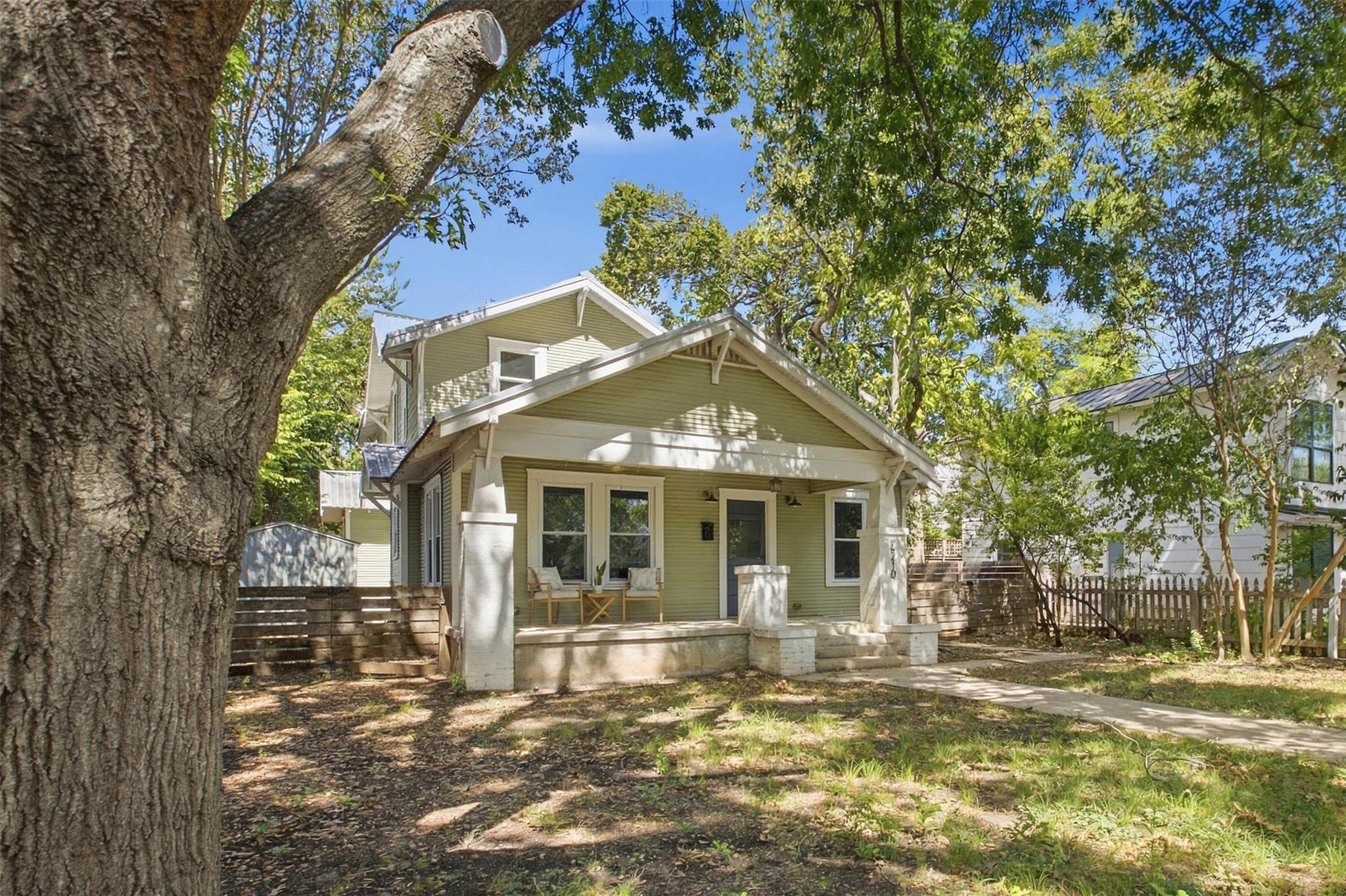 4210 Avenue G None Property Photo 4