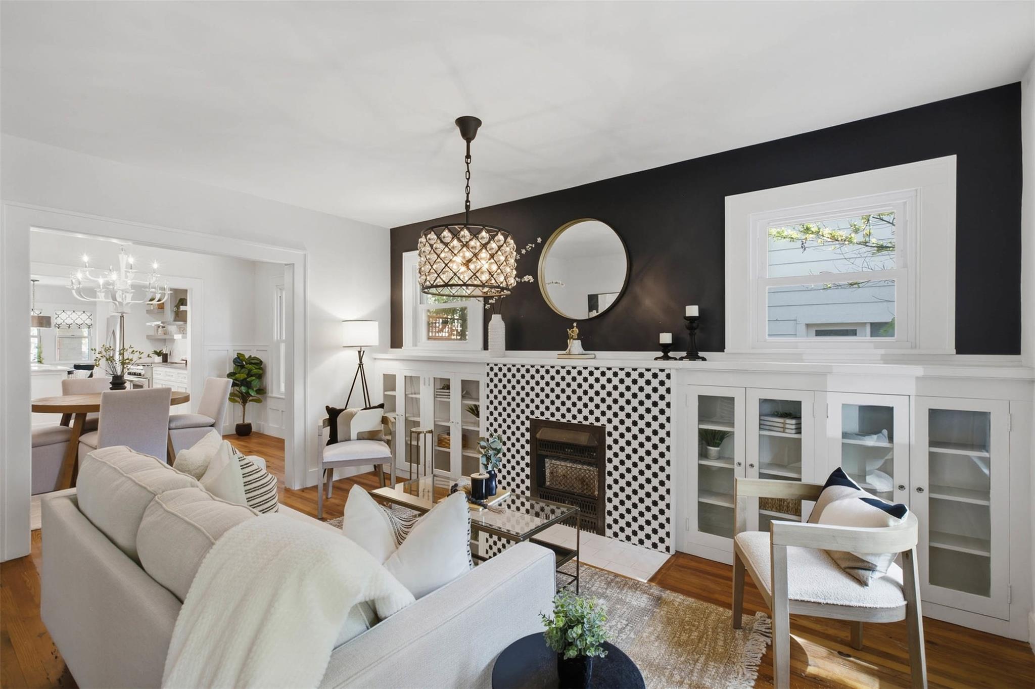 4210 Avenue G None Property Photo 6