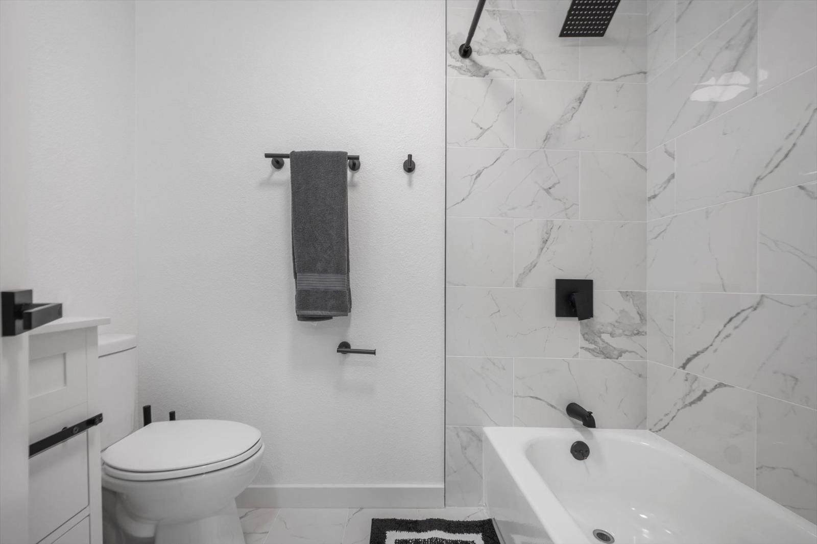 6413 Chimney Creek Cir #a1 Property Photo 19
