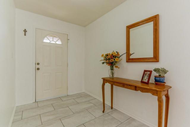 1020 Skylark Hill Ln Property Photo 3